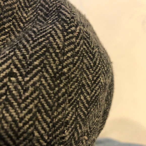 Wool cap - Picture 2 of 2